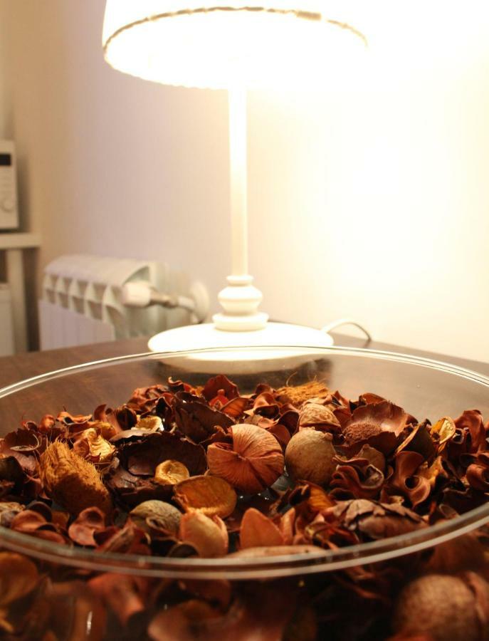 Il Giardino Di Laura Private Rooms มอนเดลโล ภายนอก รูปภาพ
